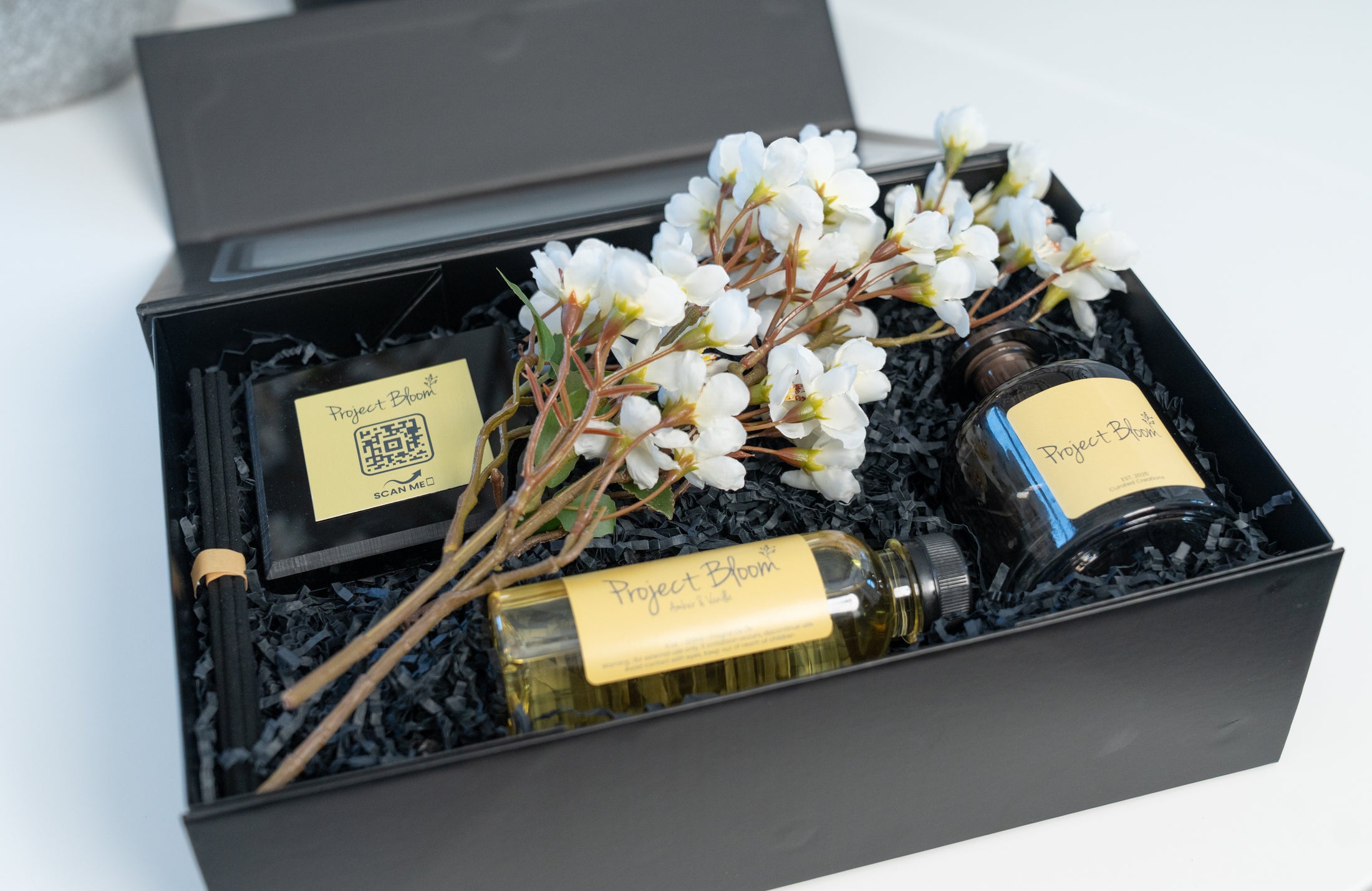 Amber & Vanilla The Project Bloom products - Reed Difussers