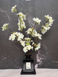 Load image into Gallery viewer, Vetiver & White Jasmine (Core Edition)

