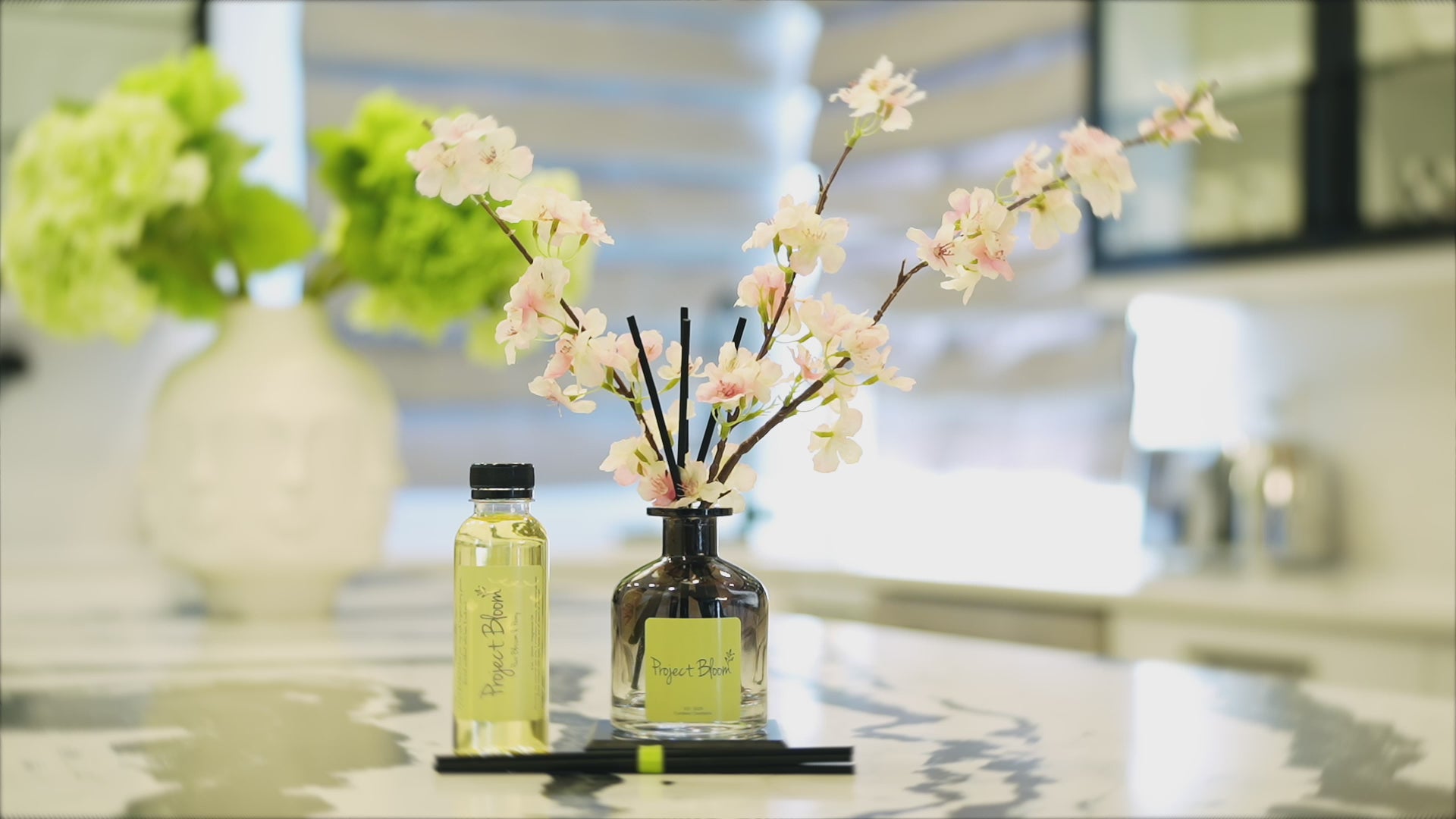 The Project Bloom product - Reed Difusser Pear Blossom & Peony